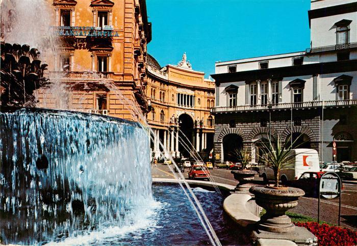 Napoli Neapel IT Teatro San Carlo e Galleria