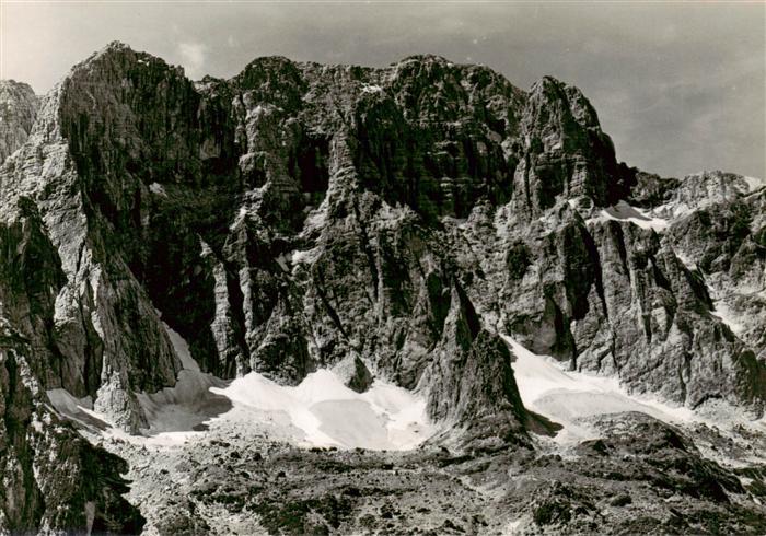 Montasch 2754m Jof di Montasio Udine IT Val Saisera Fliegeraufnahme