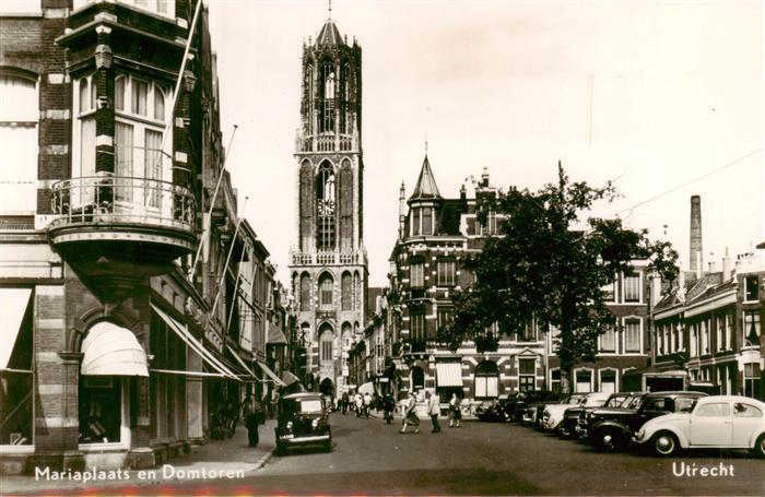 Utrecht NL Mariaplaats en Domtoren