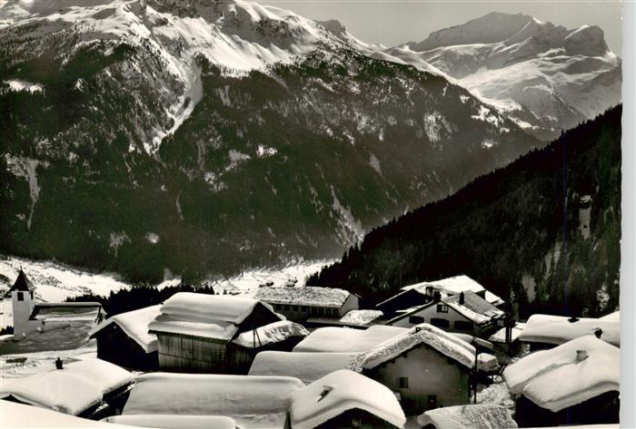 Wergenstein GR mit Piz Grisch