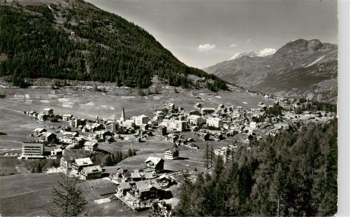 Saas-Fee VS Gesamtansicht mit Alpenpanorama