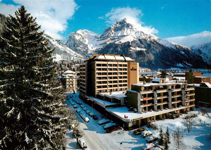 Engelberg OW Dorint Hotel Regina Titlis mit Hahnen