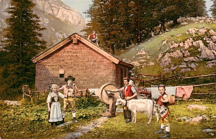 Appenzell IR Appenzeller Bauernhaus Trachtenkinder