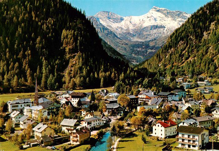Mallnitz Tauernbahn Kaernten AT im Tauerntal mit Geiselkopf