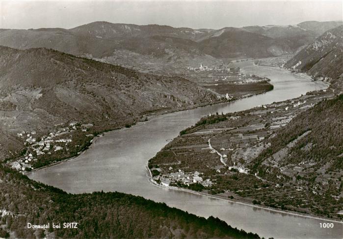 Spitz Donau Niederoesterreich AT Fliegeraufnahme