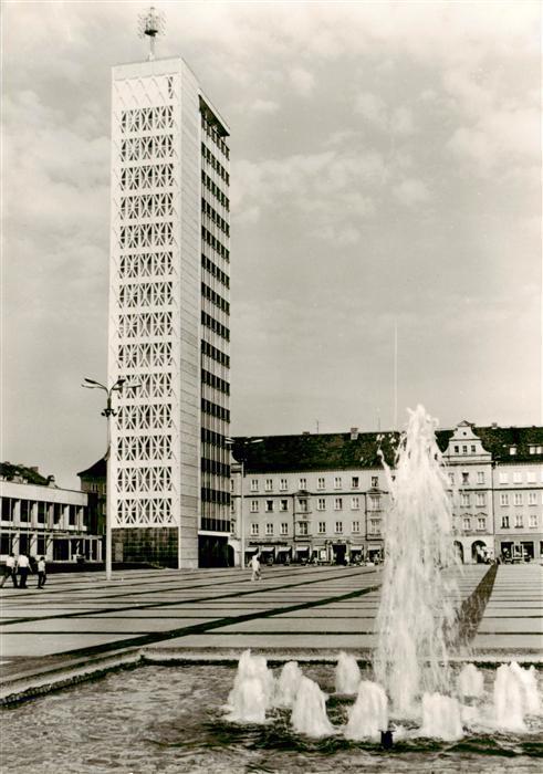 Neubrandenburg Hochhaus am Karl Marx Platz