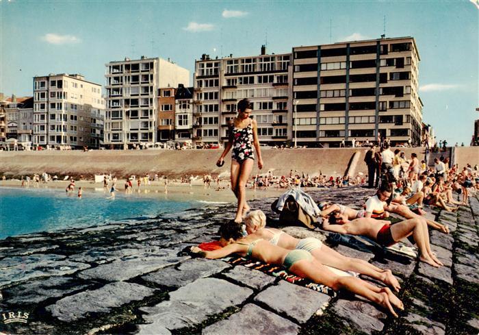Knokke-Heist Belgie Strand en zeedijk La plage et la digue