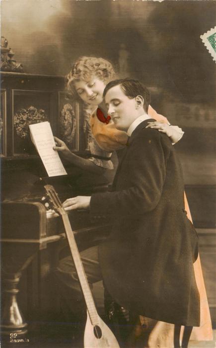 Foto GGCo Nr. Nr. 2478/3 Klavier Mann Frau