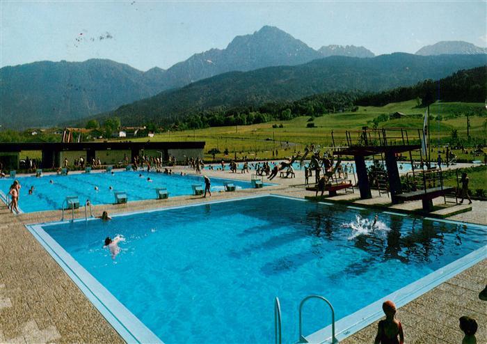 Aufham Anger Panorama Schwimmbad mit Hochstaufen und Zwiesel