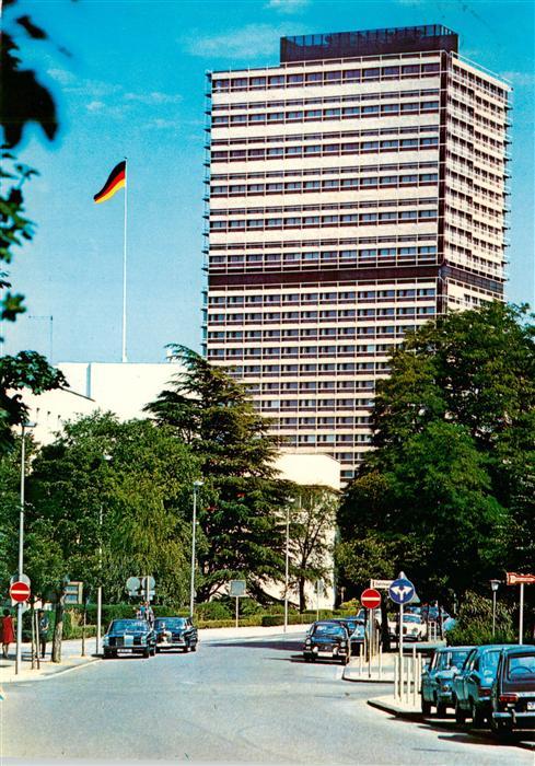 Bonn Rhein Buerohochhaus des Bundestages