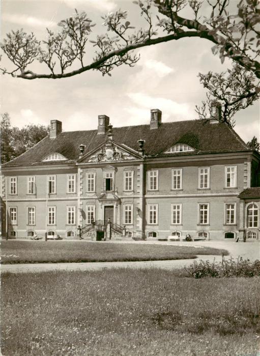 Kluetz Ehemaliges Schloss Bothmer 18. Jhdt. jetzt Kreisfeierabendheim