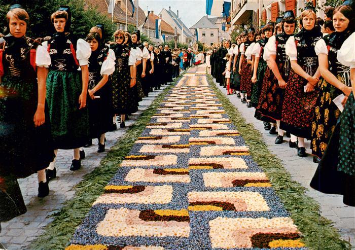 Huefingen Fronleichnam Prozession