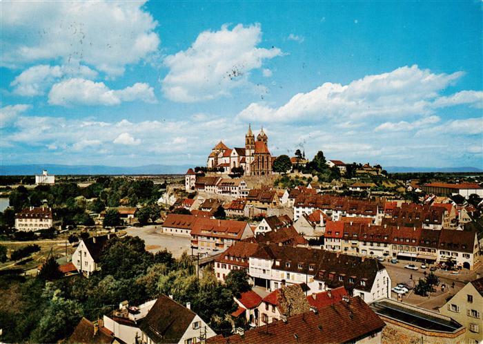 Breisach Rhein Panorama mit Stephansmuenster Marktplatz