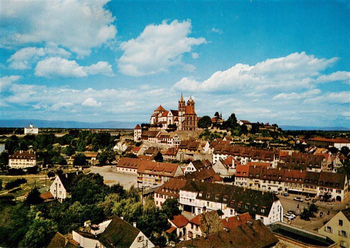 Breisach Rhein Panorama mit Marktplatz und Stephansmuenster