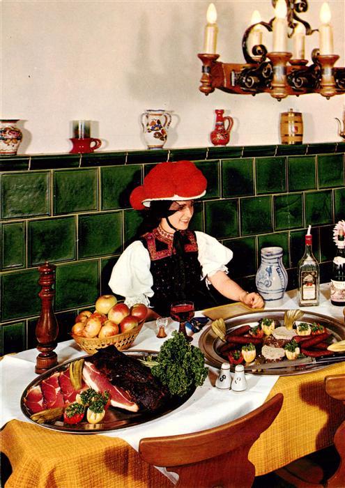 Wolfach Schwarzwald Gasthaus Pension Kirnbacher Hof Trachten Bollenhut