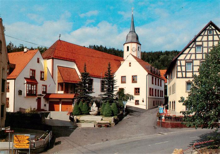 Obertrubach Pfarrkirche St Laurentius mit Begegnungsstaette St Elisabeth
