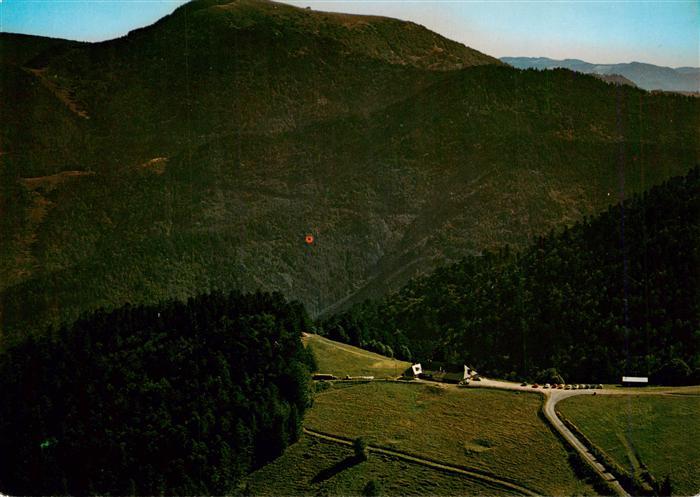 Muenstertal Schwarzwald Almgaststaette Kaelbelescheuer mit Belchenblick