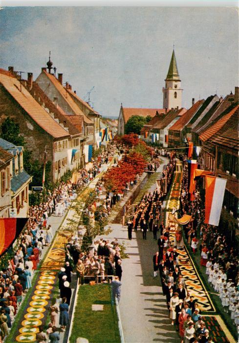 Huefingen Fronleichnamsprozession