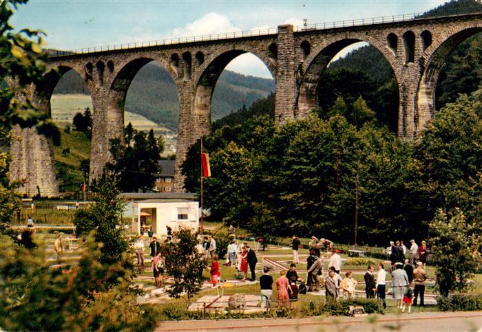 Willingen Sauerland Kleingolfplatz mit Viadukt