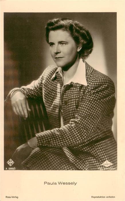 Foto Ufa-Haemmerer. A 3369/2 Ross-Verlag  Paula Wessely