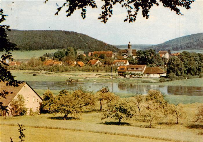 Lippoldsberg Panorama mit Pension Weserblick