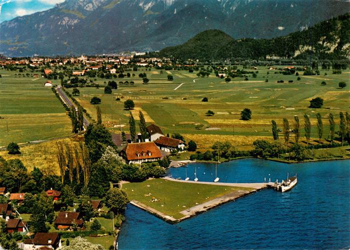 Interlaken BE Fliegeraufnahme mit Strandhotel Neuhaus am Thunersee