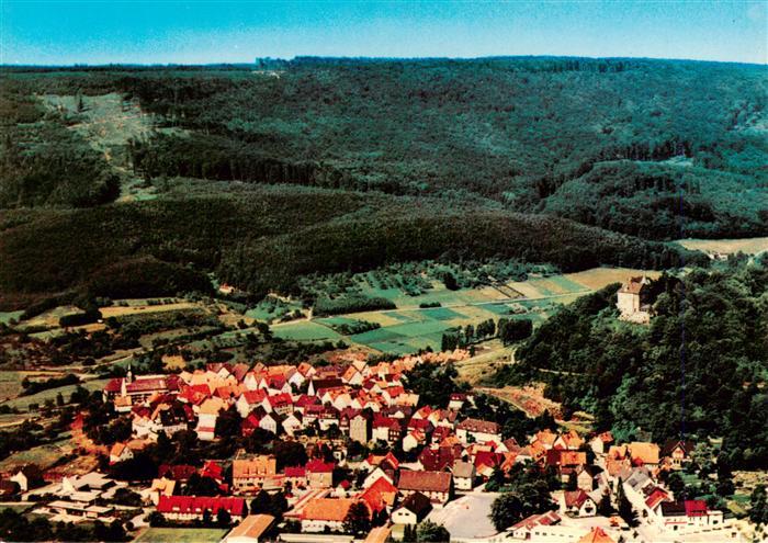 Schwalenberg Panorama mit Burg im Hintergrund das Hohe Moerth