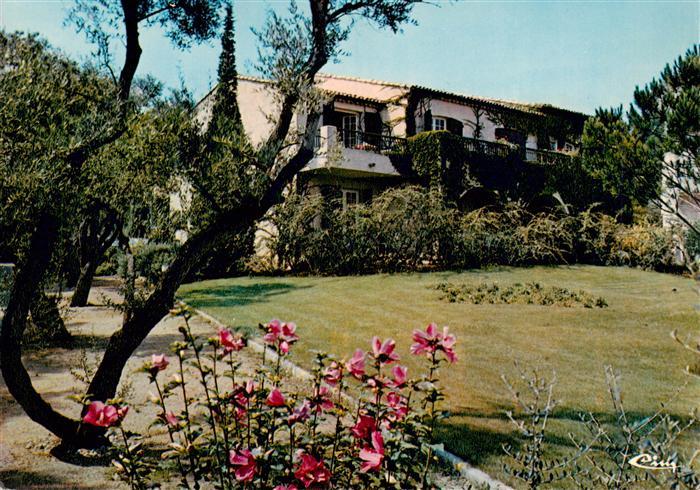 Cap d Antibes 06 Alpes-Maritimes Résidence Le Galion Parc et les studios