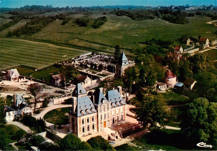 Menilles 27 Eure Vue generale aerienne Le chateau l'eglise