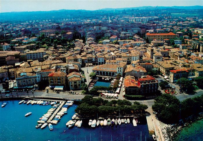 Desenzano  del Garda IT Fliegeraufnahme