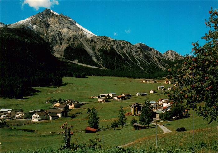 Tschierv Tschierf GR Muenstertal mit Piz d’Aint und Ofenpass