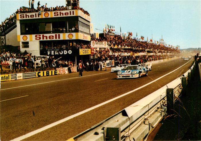 Le Mans 72 Sarthe Les 24 Heures du Mans Voiture en course
