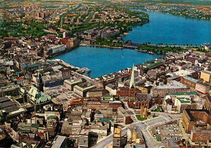 HAMBURG  CITY Fliegeraufnahme City mit Binnen und Aussenalster