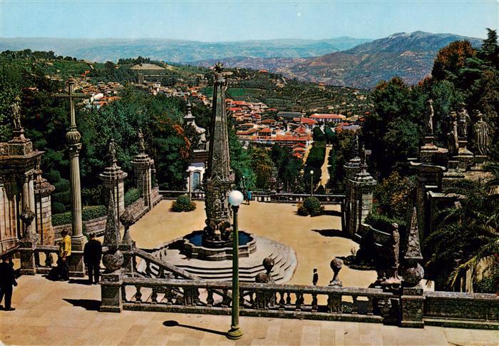 Lamego PT Sanctuaire de Notre Dame des Hermedes Place des Rois et la cite au fon