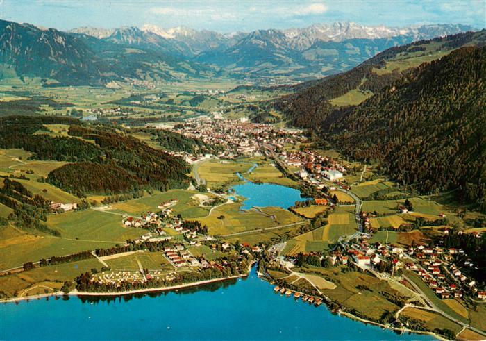 Buehl Alpsee Immenstadt Allgaeu mit Allgaeuer Hochgebirge
