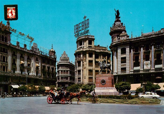 Cordoba Andalucia ES Plaza de José Antonio Denkmal Pferdekutsche