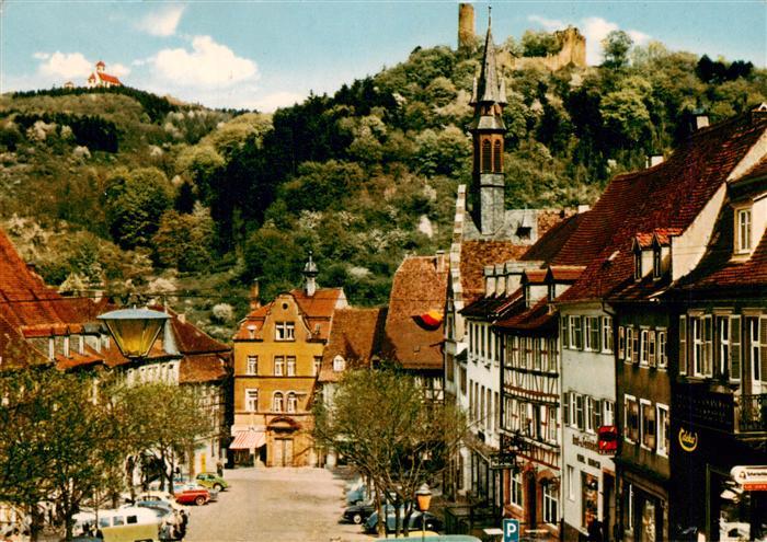 Weinheim Bergstrasse Marktplatz mit Blick zur Wachenburg Burgruine Windeck