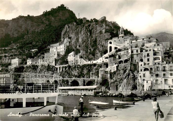 Amalfi Campania IT Panorama parziale visto dal Porto