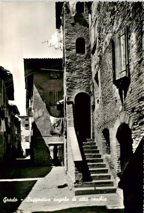 Grado Gorizia IT Suggestivo angolo di citta vecchia
