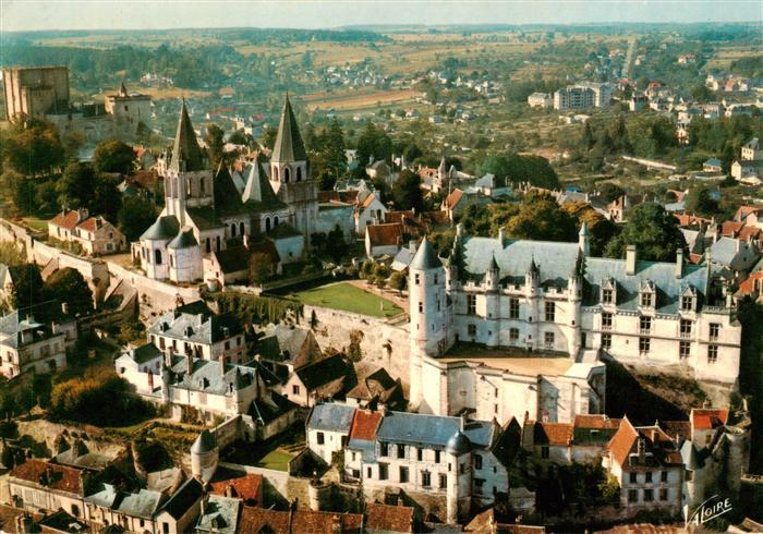Loches 37 Indre-et-Loire Vue aerienne sur le chateau l’Eglise Saint Ours et le d