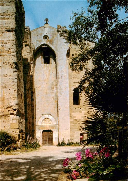 Maguelone Facade de la cathedrale
