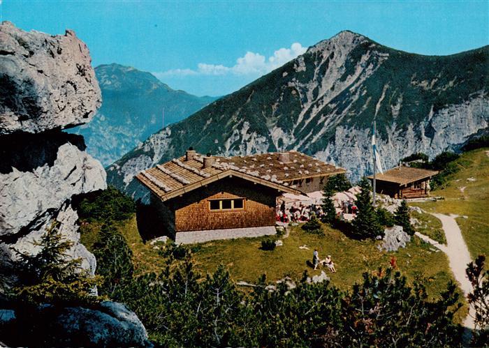 Predigtstuhl Bad Reichenhall Rasthaus Schlegelmulde mit Untersberg und Dreisesse