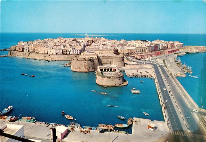 Gallipoli Lecce Puglia Panorama della citta vecchia
