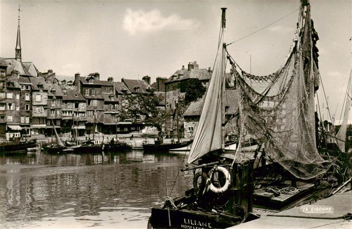 Honfleur 14 Calvados La vieux bassin