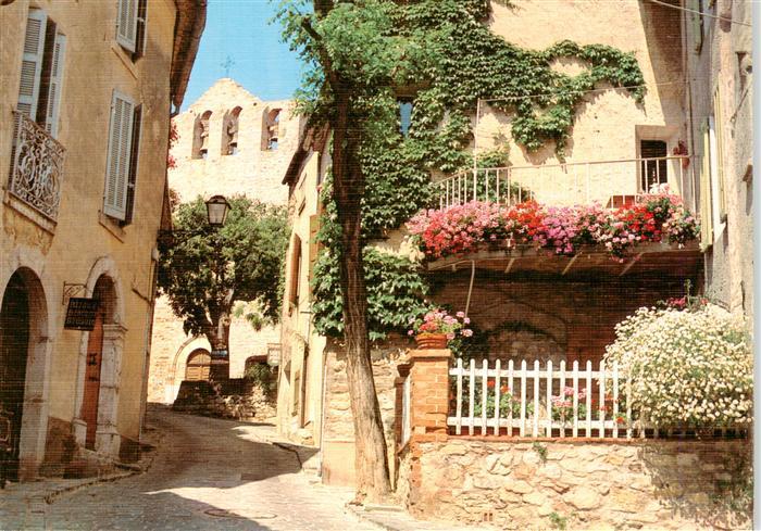 Le Castellet Var Rue droite Eglise XII siècle Collection Lumière et Beauté de la