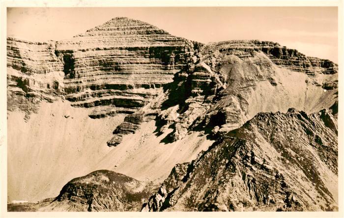 Soiernspitze 2259m Mittenwald Bayern Fliegeraufnahme