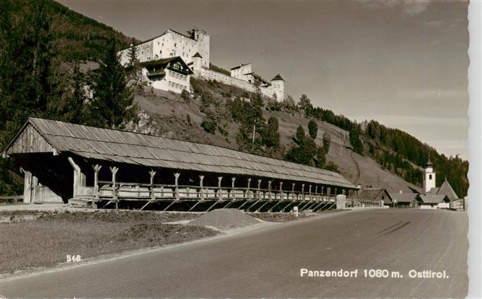 Panzendorf Strassenpartie Schloss