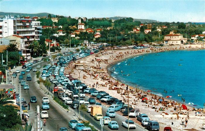 Cros-de-Cagnes 06 Alpes-Maritimes Le boulevard et la plage