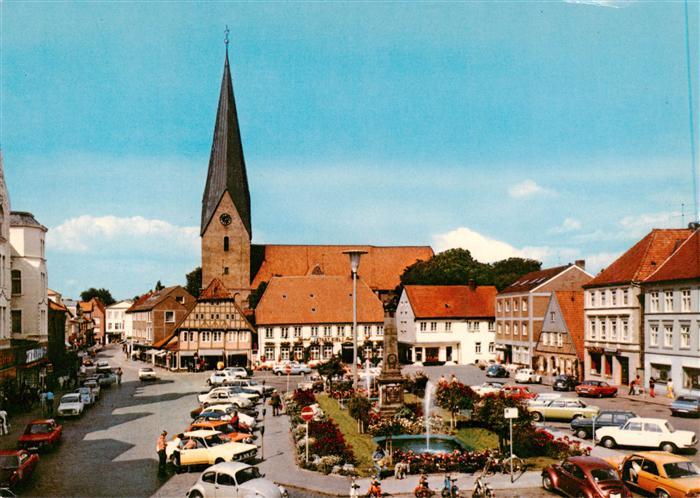 Eutin Schleswig-Holstein Markt mit St Michaelis Kirche