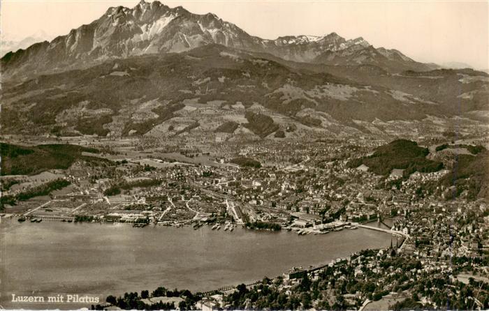 Luzern  LU Panorama Vierwaldstaettersee Blick gegen Pilatus